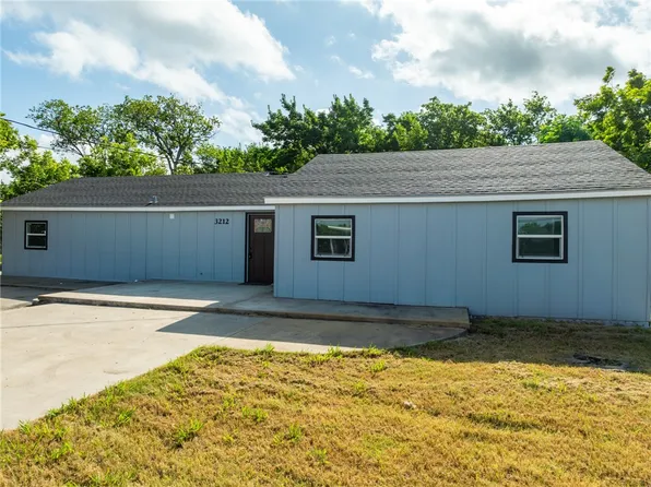3212 Robinson Dr, Waco, TX 76706