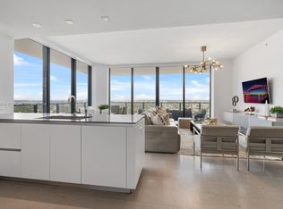 88 SW 7th St APT 3502, Miami, FL 33130