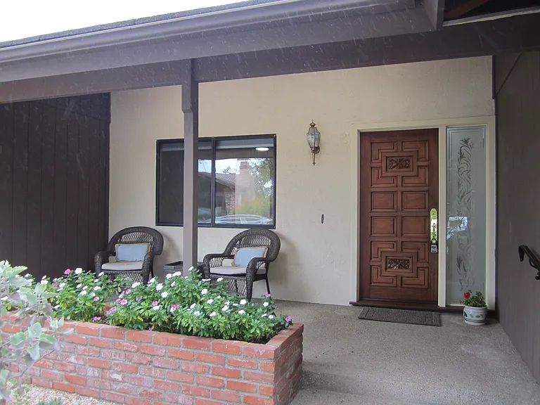 3725 Lincolnwood Dr — Photo 4