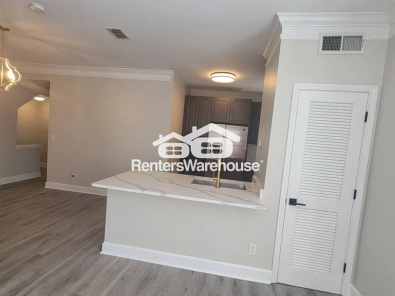 375 Highland Ave NE #920 — Photo 14
