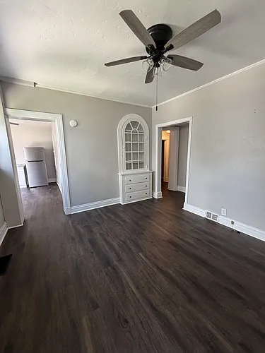 438 Westminster Ave #1 Photo 1