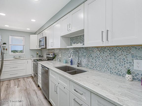 4th image of 520 Palm Springs Blvd APT 513