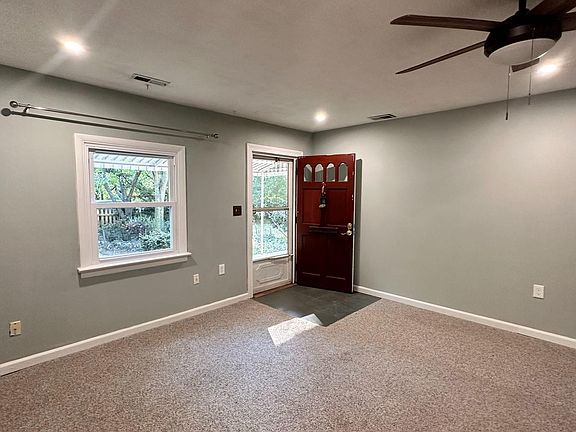 5th image of 8334 Idylwood Rd