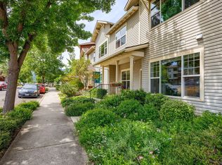 816 Pavilion Pl, Ashland, OR 97520