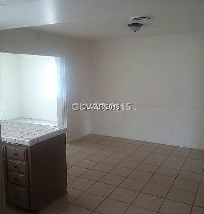3rd image of 808 Langtry Dr