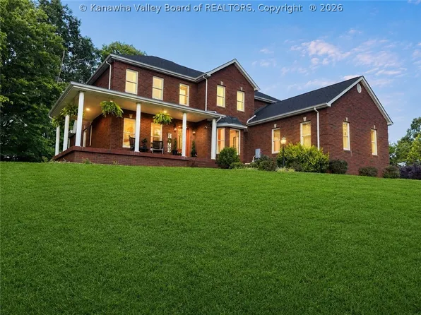 26 Cherokee Trl, Elkview, WV 25071