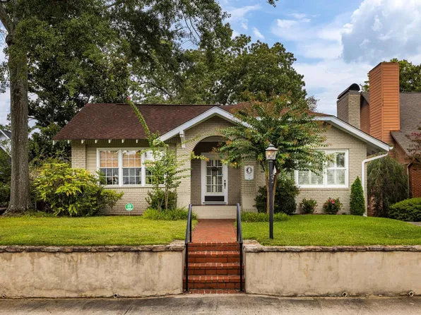 2224 English Village Ln, Mountain Brk, AL 35223