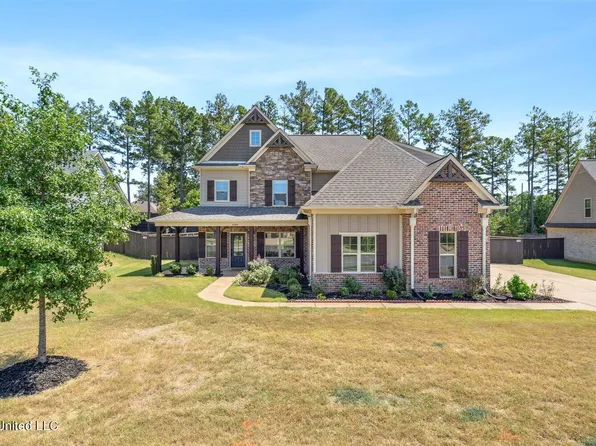 5098 Kensington Creek Dr, Southaven, MS 38672