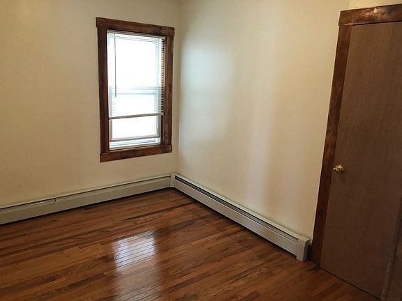 5th image of 117 Thomas St