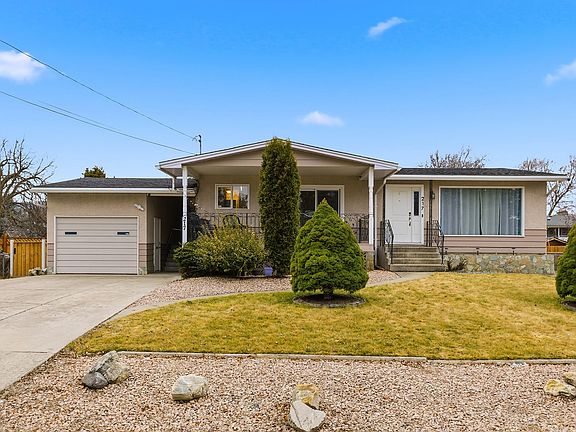 3rd image of 217 Holbrook Rd W