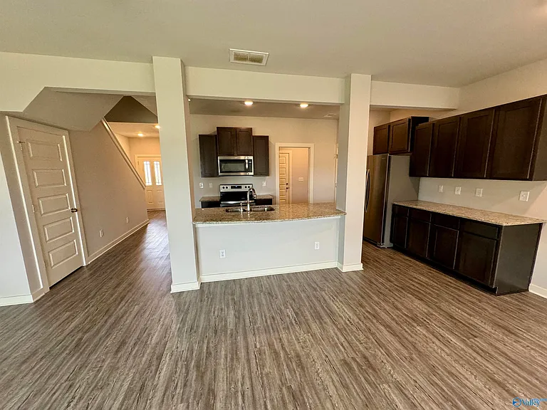 6609 Cotton Creek Rd — Photo 4