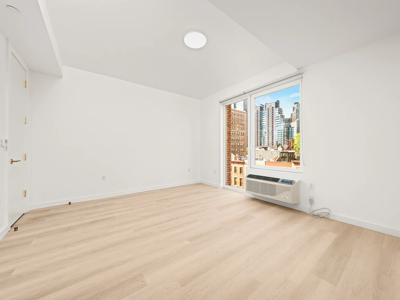 540 Atlantic Avenue — Photo 4