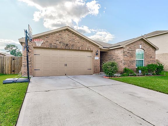 3rd image of 20415 Oak Lodge Meadow Dr