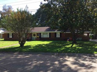 1300 Arlington St, Clinton, MS 39056
