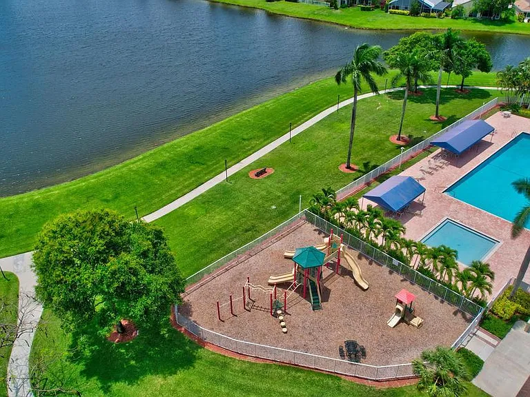 9549 Aegean Dr — Photo 24