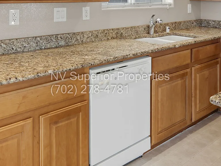 5057 Golden Antelope Way — Photo 19