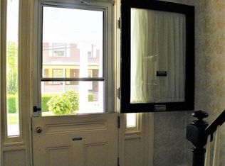 42 Byfield St, Bristol, RI 02809