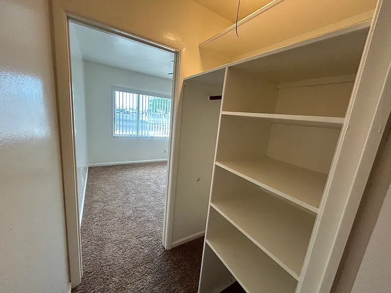 5132 W Osborn Rd — Photo 30