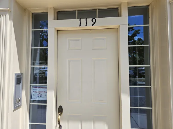 119 S Franklin St #3, Mount Pleasant, MI 48858