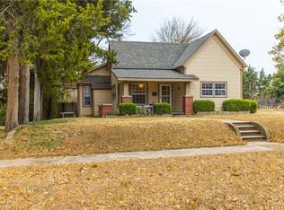1017 W Kansas Ave, Chickasha, OK 73018