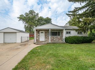 23085 Lauren Ave, Warren, MI 48089
