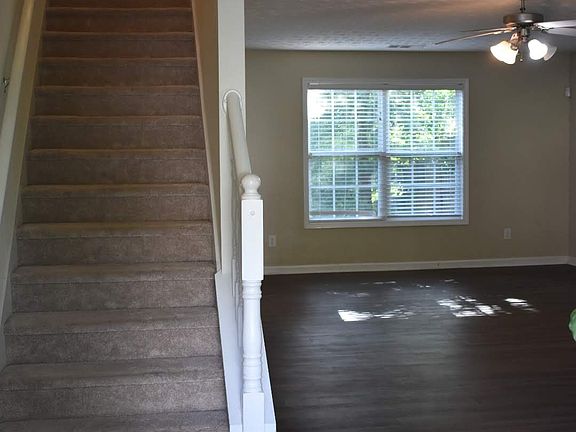 5th image of 1344 River Club Dr NE