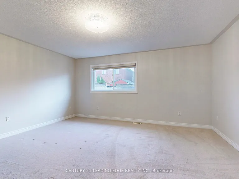 29 Pardon Ave — Photo 16