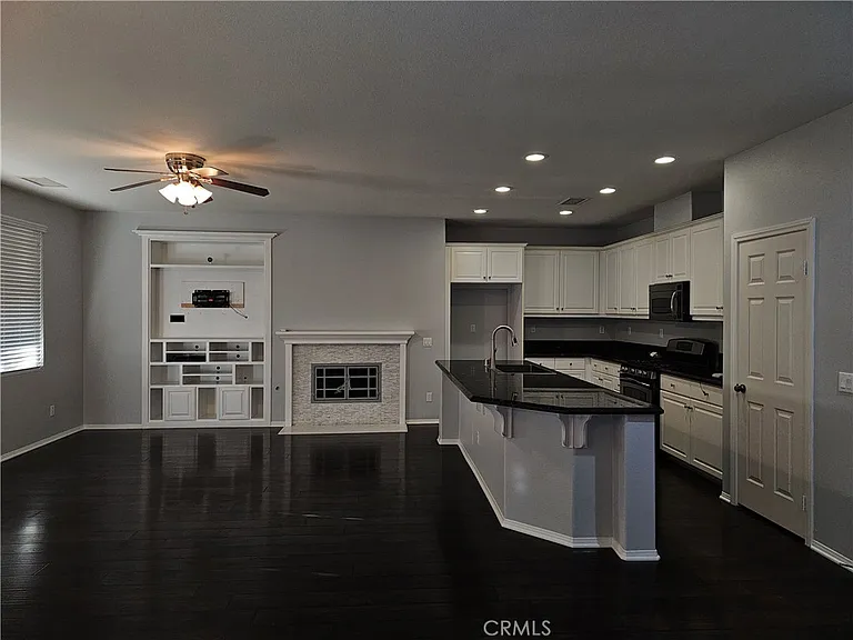 34237 Aurora Ct — Photo 6