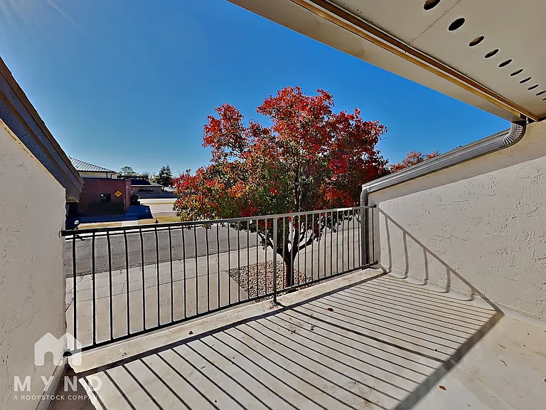 Del Estrado Townhomes — Photo 93