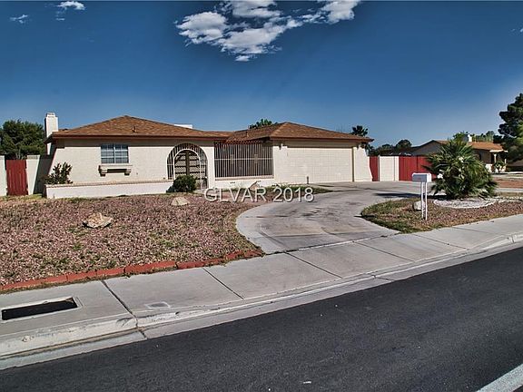 2nd image of 4632 Valley Dr
