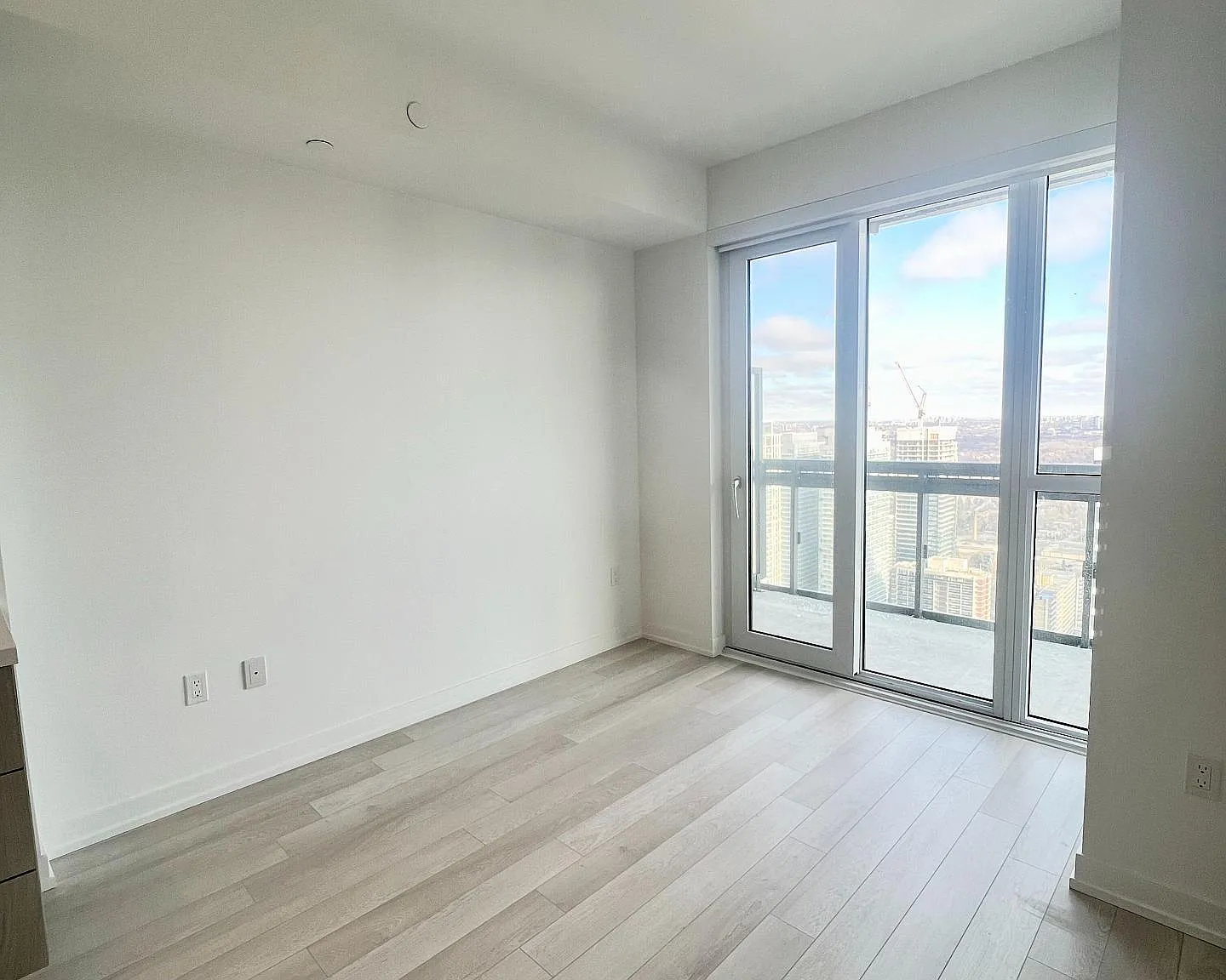 2 bed, $2,650 — Photo 3