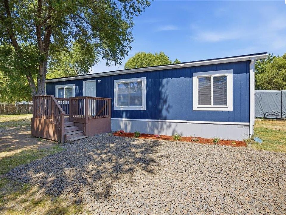 1st image of 400 14th St Lot 20