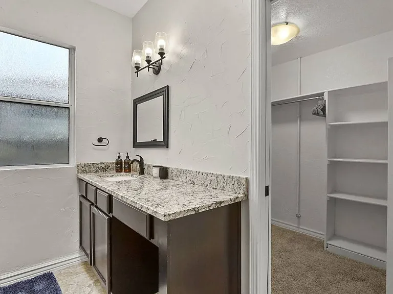 537 Rosinante Rd — Photo 6