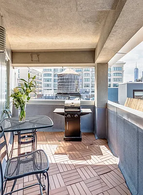 Sold by NY Casa Group | media 3