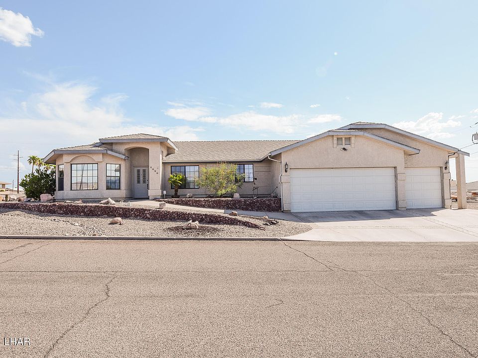1st image of 2090 Cabana Dr