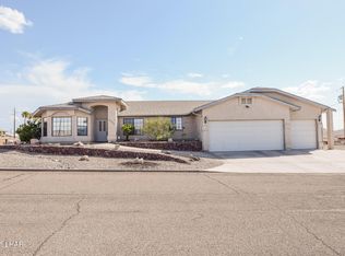 2090 Cabana Dr, Lake Havasu City, AZ 86404