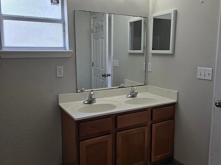 3751 Longleaf Forest Ln — Photo 9