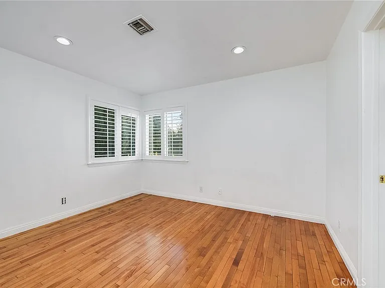 19314 Yolie Ln — Photo 24