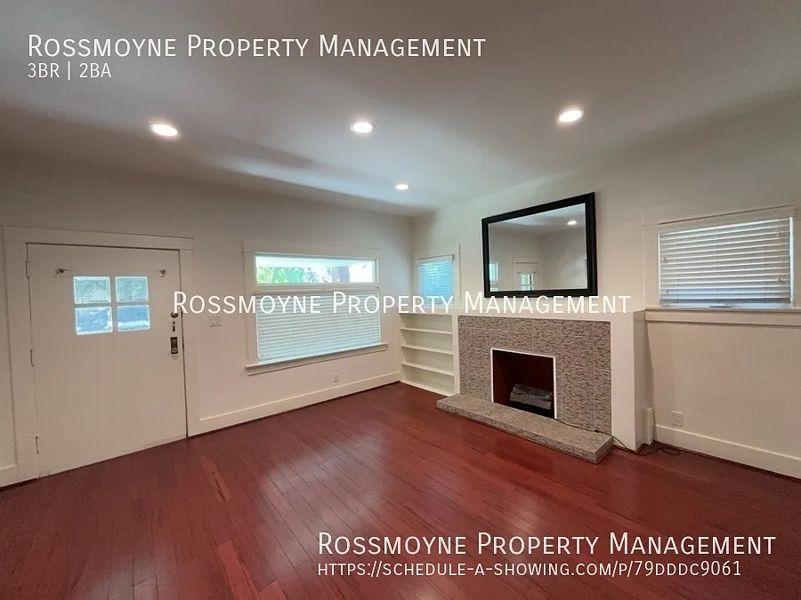 3 Bedroom 1 and 1/2 Bath Updated front house in Glendale — Photo 3