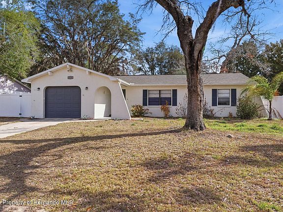 3rd image of 5236 Derby Ave