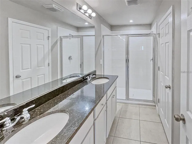 2424 Blowing Breeze Ave — Photo 20