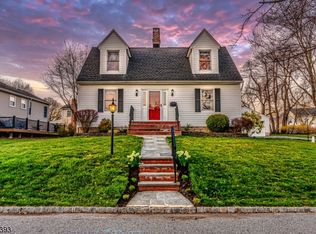 45 Hawthorne Ave, Morris Plains, NJ 07950