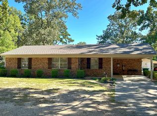 3208 Donaldson Ln, Pine Bluff, AR 71602