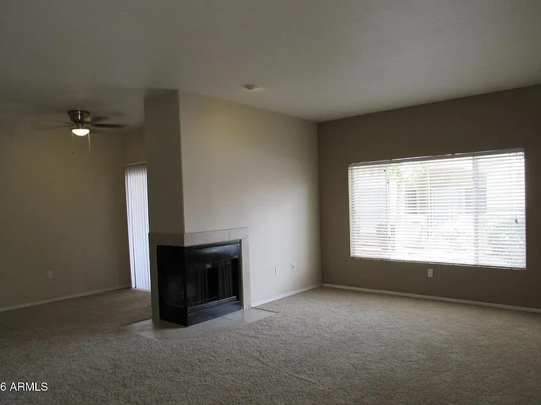 600 W Grove Pkwy #1024 — Photo 3