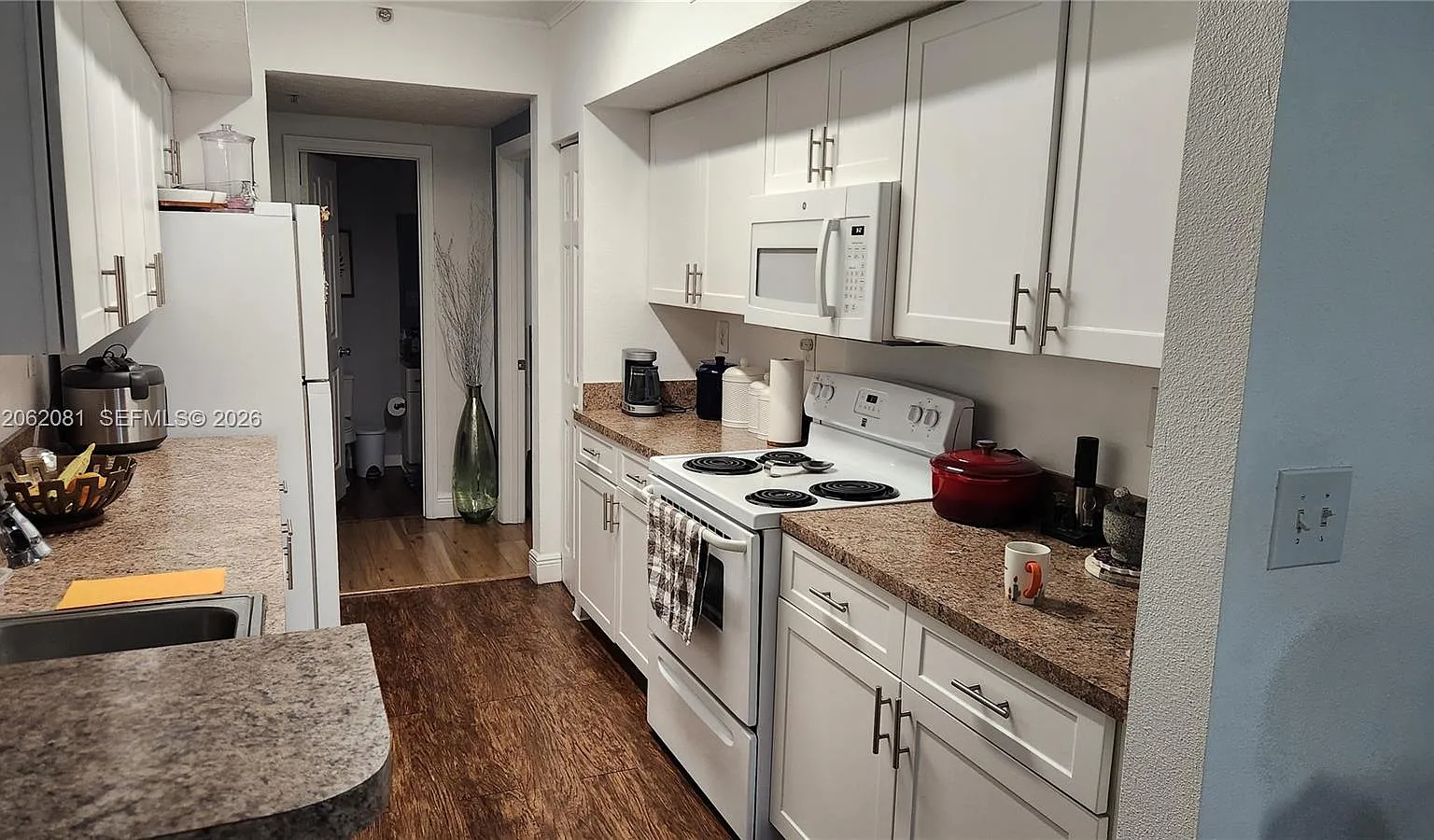Marquesa Condo — Photo 4