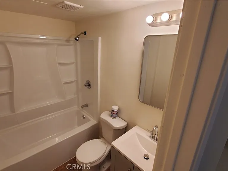 5333 Hyde St #2 — Photo 2