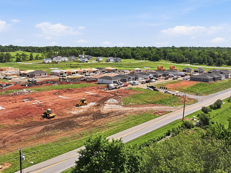 5268 W Farm Road 140 — Photo 11