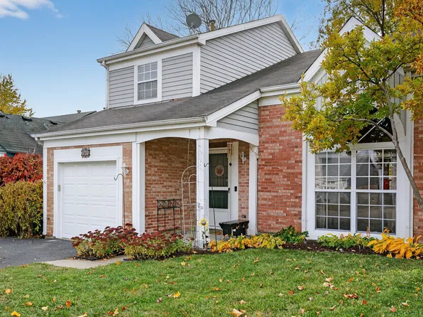 208 Bingham Cir, Mundelein, IL 60060