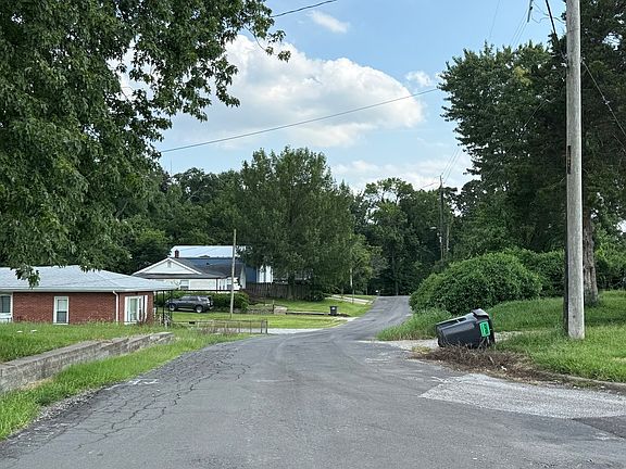 5th image of 32 Ray St