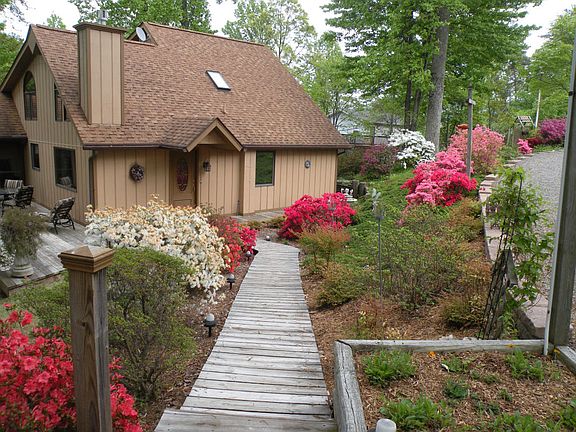 4th image of 1057 Anchor Bend Dr